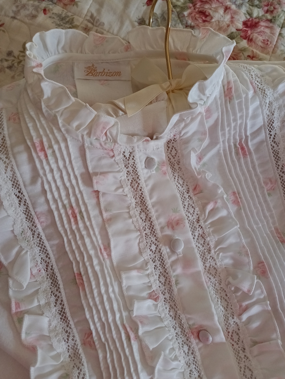 VINTAGE "BARBIZON" VICTORIAN INSPIRED LONG NIGHTGOWN!